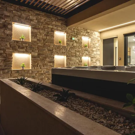 Aigiali Essence * Arhángelosz