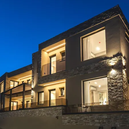 Aigiali Essence Arhángelosz