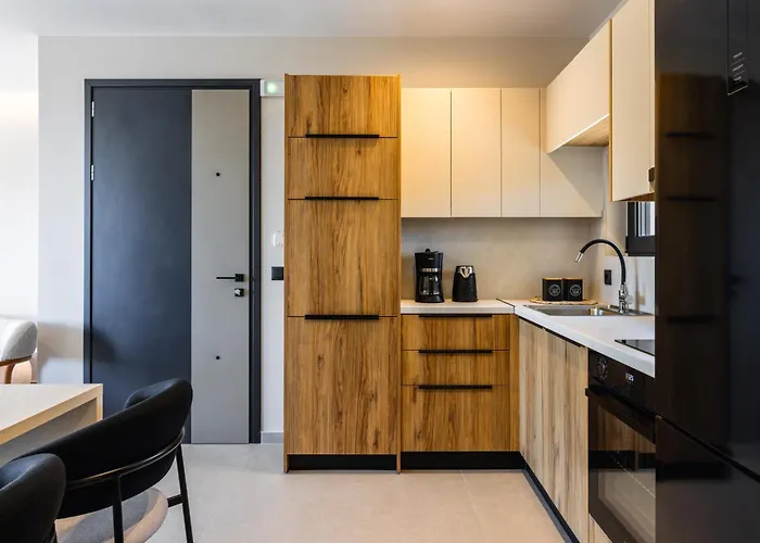 Aigiali Essence Archangelos (Rhodes)