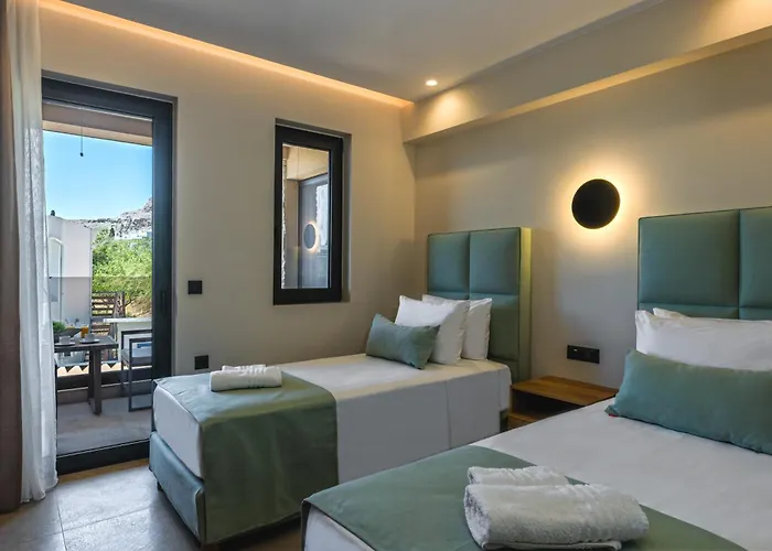 Aigiali Essence * Archangelos (Rhodes)