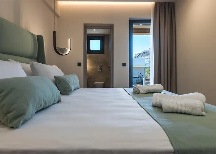 Aigiali Essence * أرخانجلوس