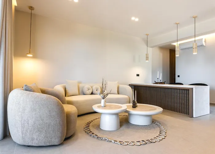 Aigiali Essence بيت للعطل أرخانجلوس